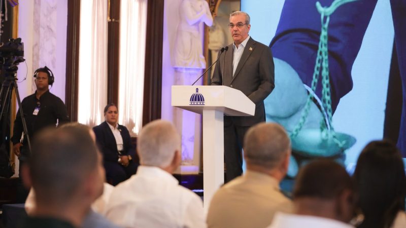 Abinader dice que la economía de RD seguirá siendo la primera en crecimiento económica de la América Latina, pese a problemas internacionales