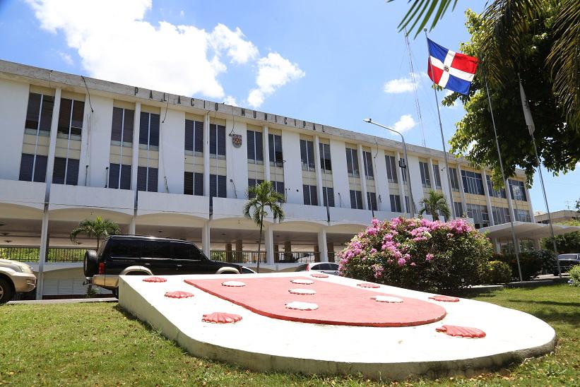 FP denuncia que regidores del PRM en Santiago aprueban venta irregular de solar municipal y transferencia de fondos*