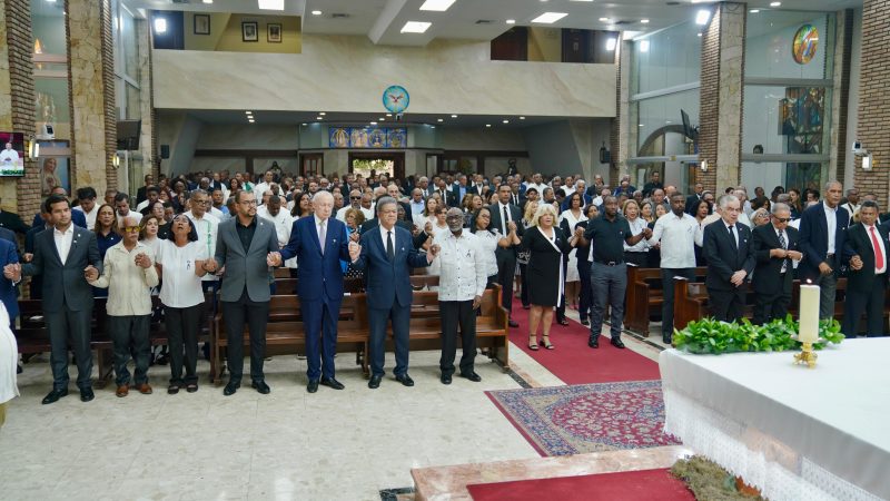 Fuerza del Pueblo se une en oración por las víctimas del Jet Set