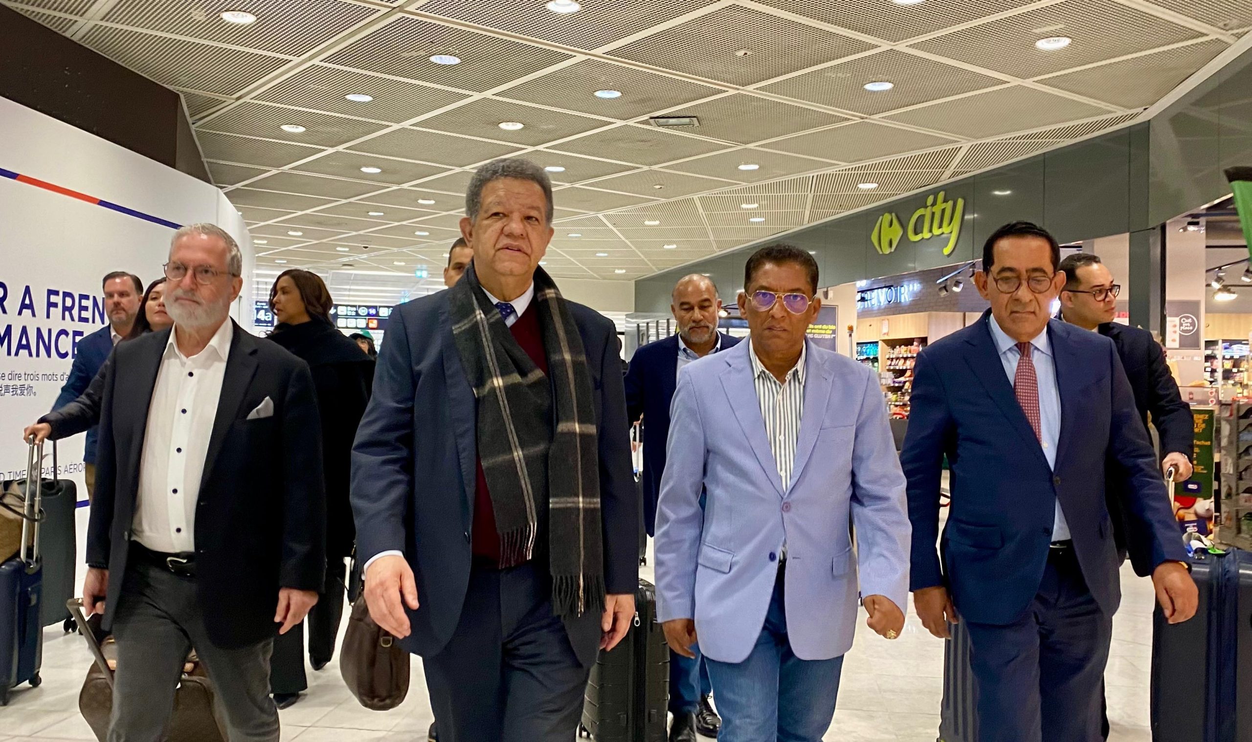 Leonel Fernández y académicos de América y Europa analizarán en París la Revolución de abril de 1965