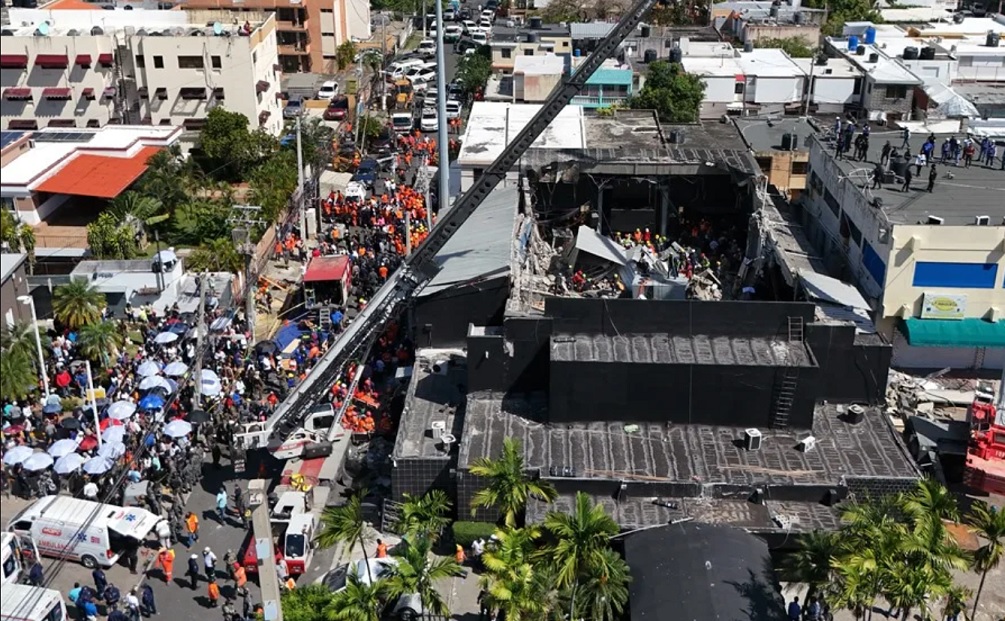 Se incrementa a 225 número de muertos por tragedia en discoteca Jet Set