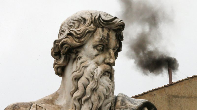 El cónclave para la elección del nuevo jerarca de la Iglesia catolica no elige al nuevo papa en su primera votación