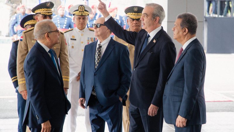 Presidente y exmandatarios acuerdan crear una politica nacional sobre Haití