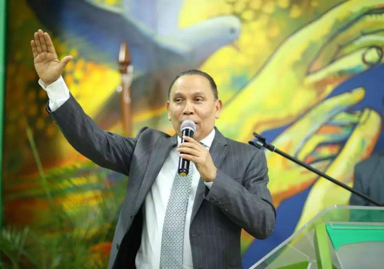 Radhamés Jiménez emplaza al gobierno a reducir el precio de los combustibles con carácter de urgencia