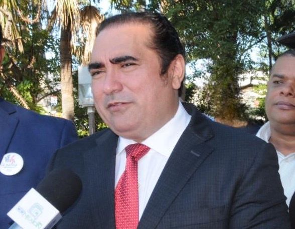 Empresario Víctor Pavón exhorta a las alcaldías de RD a utilizar el reciclaje para garantizar conservación recursos naturales