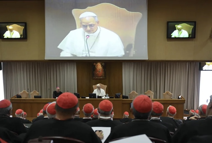 Papa León XIV dice que seguirá la «valiosa herencia» de Francisco y asegura es mportante el «cuidado amoroso de débiles»