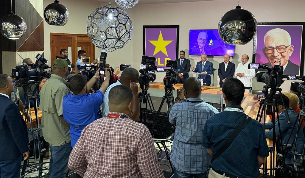 PLD reclama al gobierno actuar con transparencia frente a desafíos internacionales en relación a nuevas reglas comercio internacional