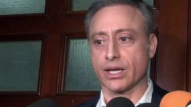 Varían medida de coerción pesaba sobre ex procurador Jean Alain Rodríguez; le retiran grilletes