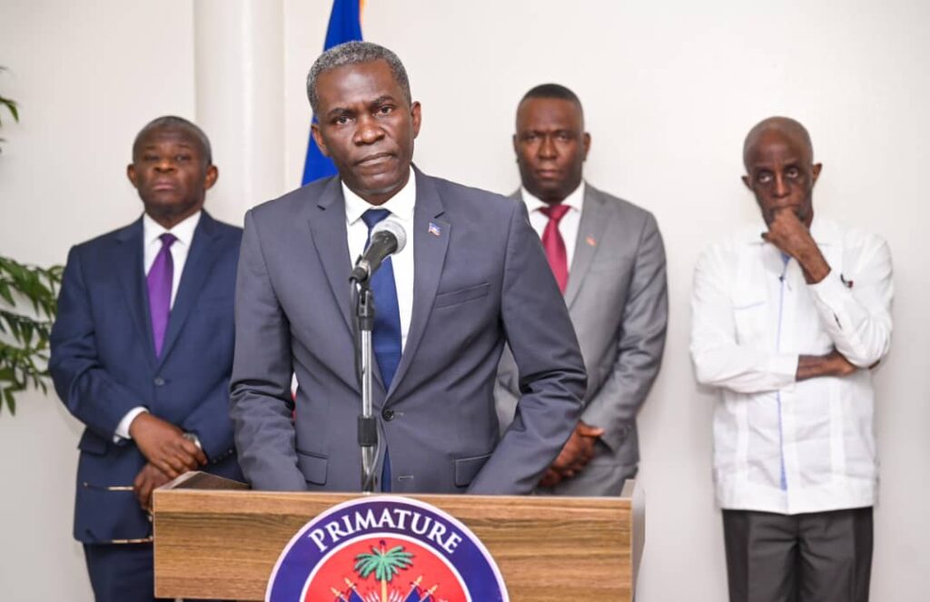 Autoridades haitianas toman control de los puertos y aduanas