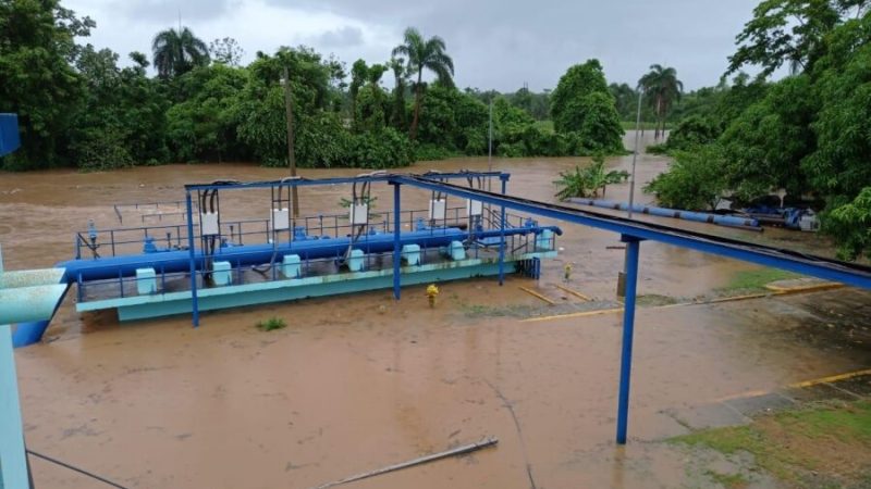 COE informa que por intensas lluvias caídas en varias provincias de RD más de un millón de personas quedan sin agua