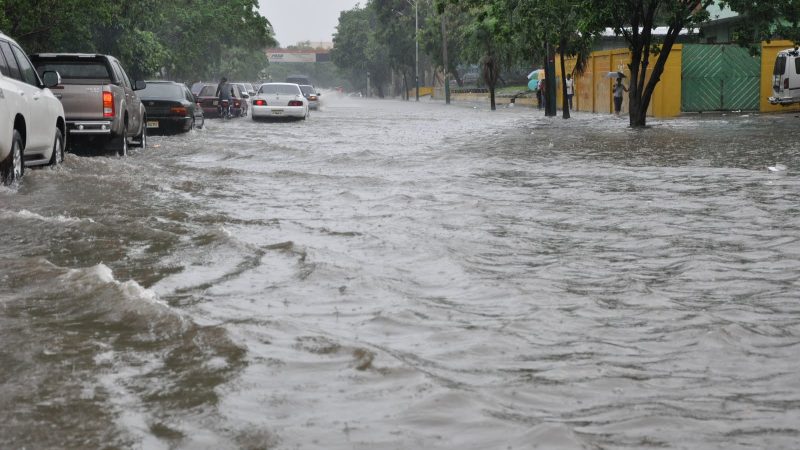 Aguaceros intensos dañan 2,914 casas y desplazado a 15,984 personas