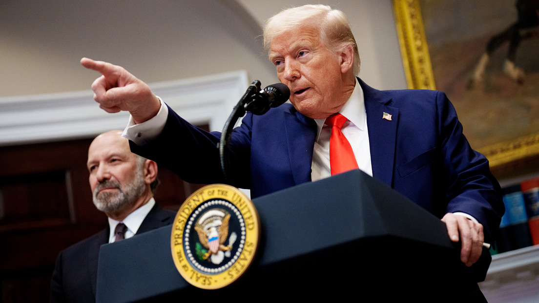 Trump asegura saber exactamente dónde se esconde el líder supremo de Irán, es un blanco fácil