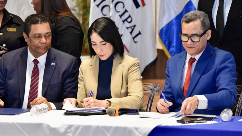 Instituciones estatales RD acuerdan enfrentar trabajo infantil