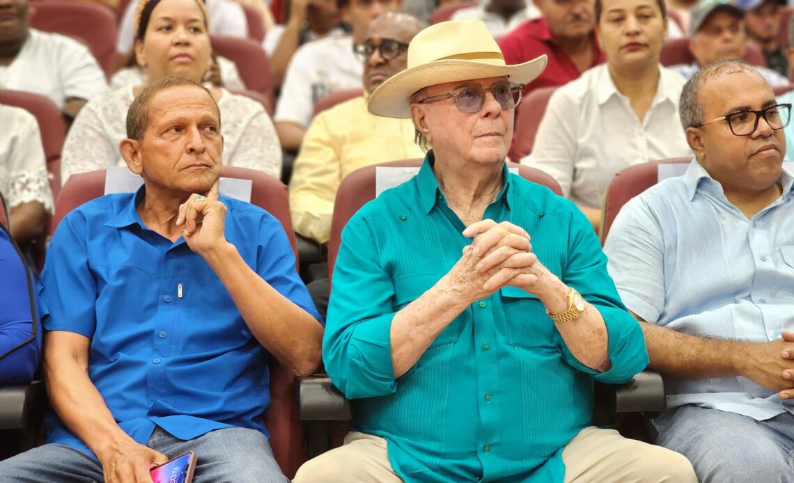 Hipólito Mejía mueve militancia del PRM en apoyo a su hija Carolina Mejía