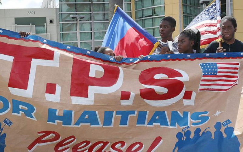 Juez de EE. UU. impide intento de Trump poner fin a TPS para haitianos