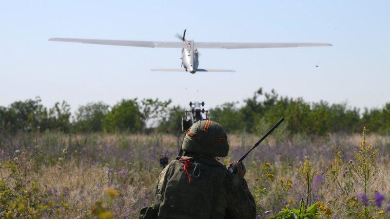 Rusia realiza un ataque grupal contra objetivos militares en Ucrania