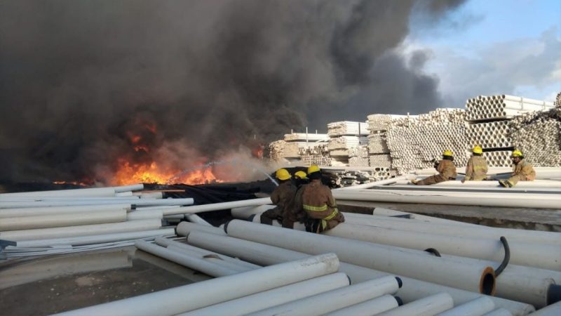 BAVARO: Incendio destruye álmacén hotel Moon Palacet