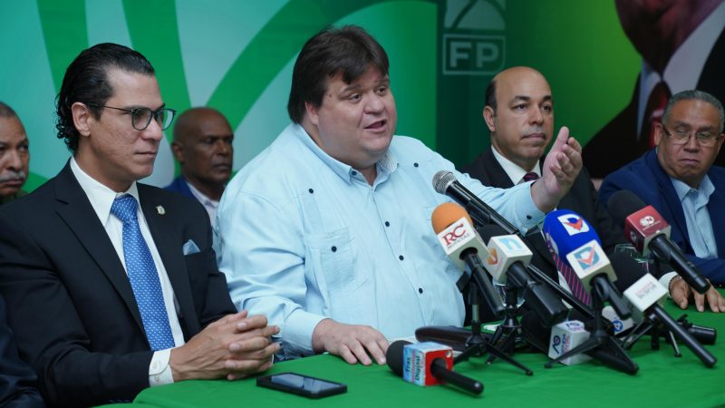 FP denuncia el Gobierno del PRM gasta casi 4 mil millones en pensiones especiales sin justificación*