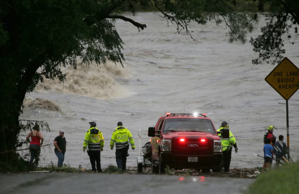 24 muertos y más de 20 niñas perdidas en inundaciones en Texas