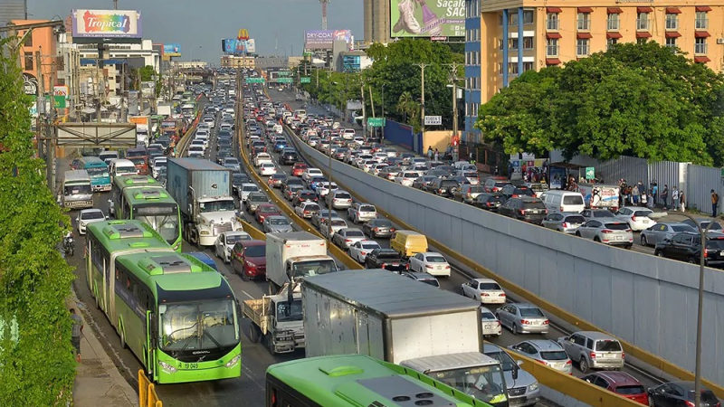 INTRANT informa inicia horario escalonado para empleados públicos en el GSD