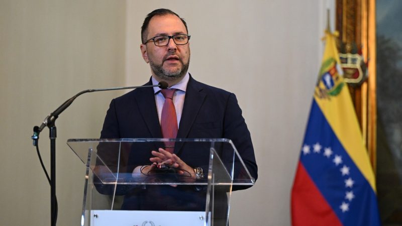 Caracas califica de «desesperación» las «amenazas y difamaciones» de EE.UU.