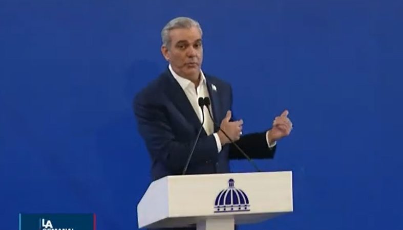 Mandatario dominicano defiende Código Penal, pero alega que «no es el ideal»