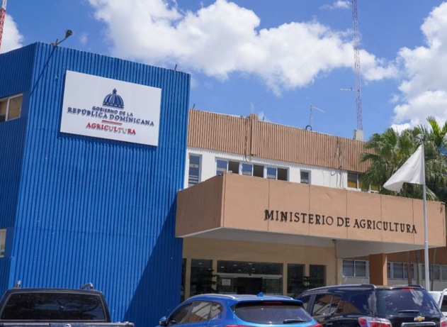 Ministerio Público apresa a dos funcionarios de Agricultura por malversación de fondos públicos