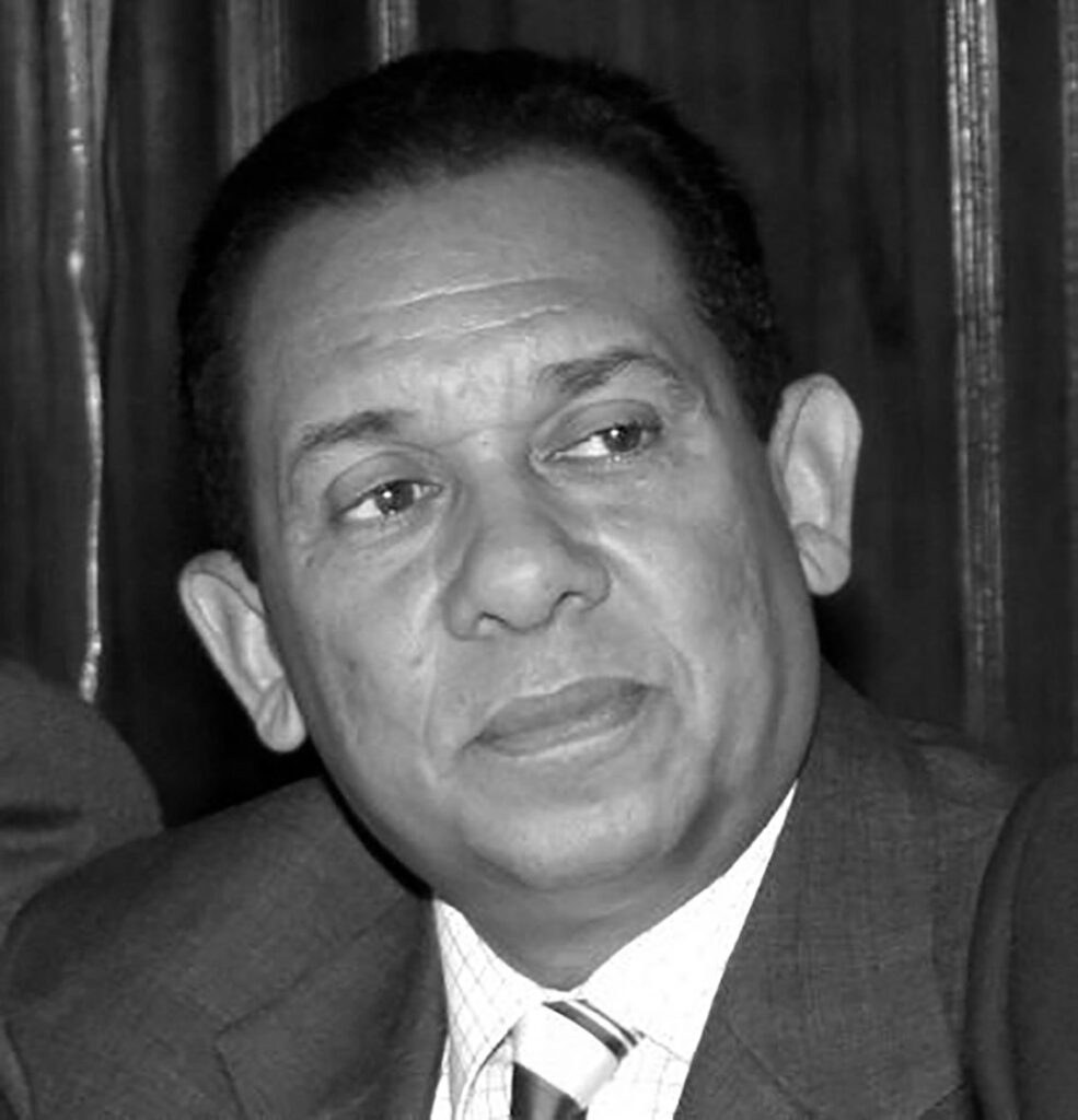 Fallece el escritor y exministro de Cultura José Rafael Lantigua