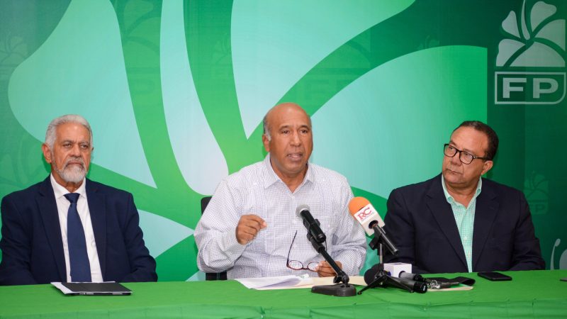 Fuerza del Pueblo denuncia que el gobierno manipula cifras sobre reducción de la pobreza