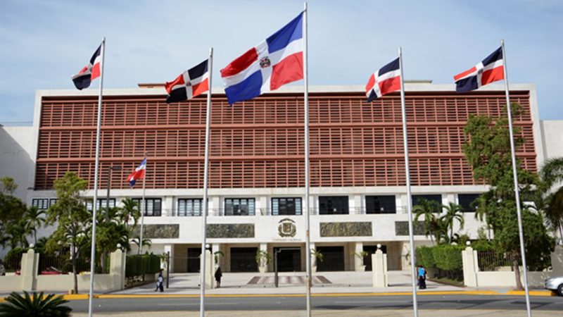 Código Penal endurece penas y mantiene el castigo al aborto