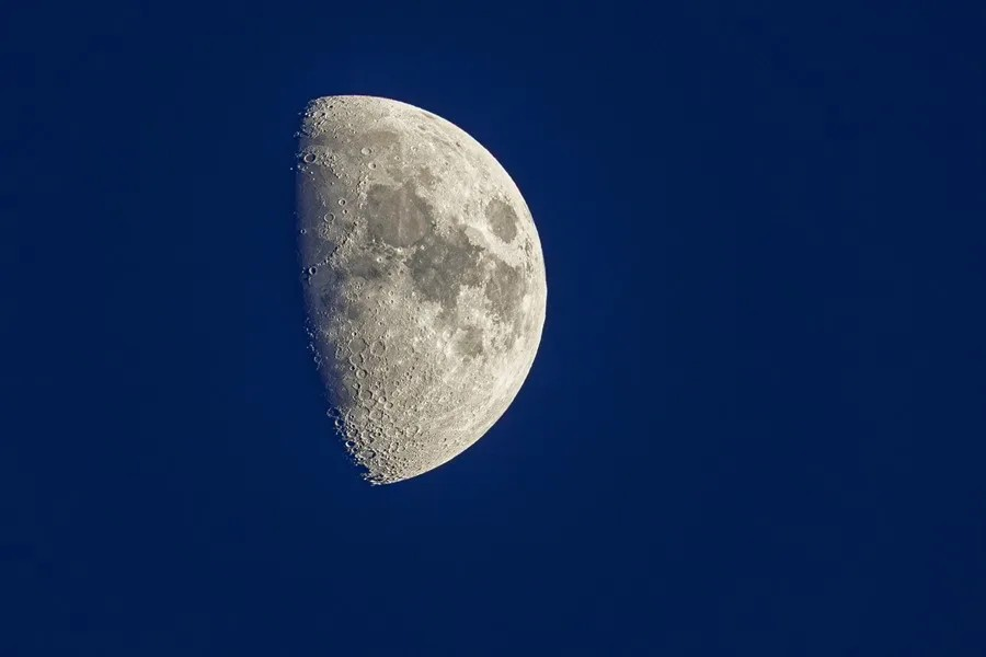 La NASA quiere construir un reactor nuclear de EU en la Luna