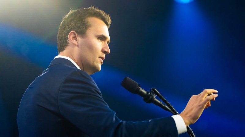 El activista político Charlie Kirk fue tiroteado en un acto público en EE.UU. (VIDEO)