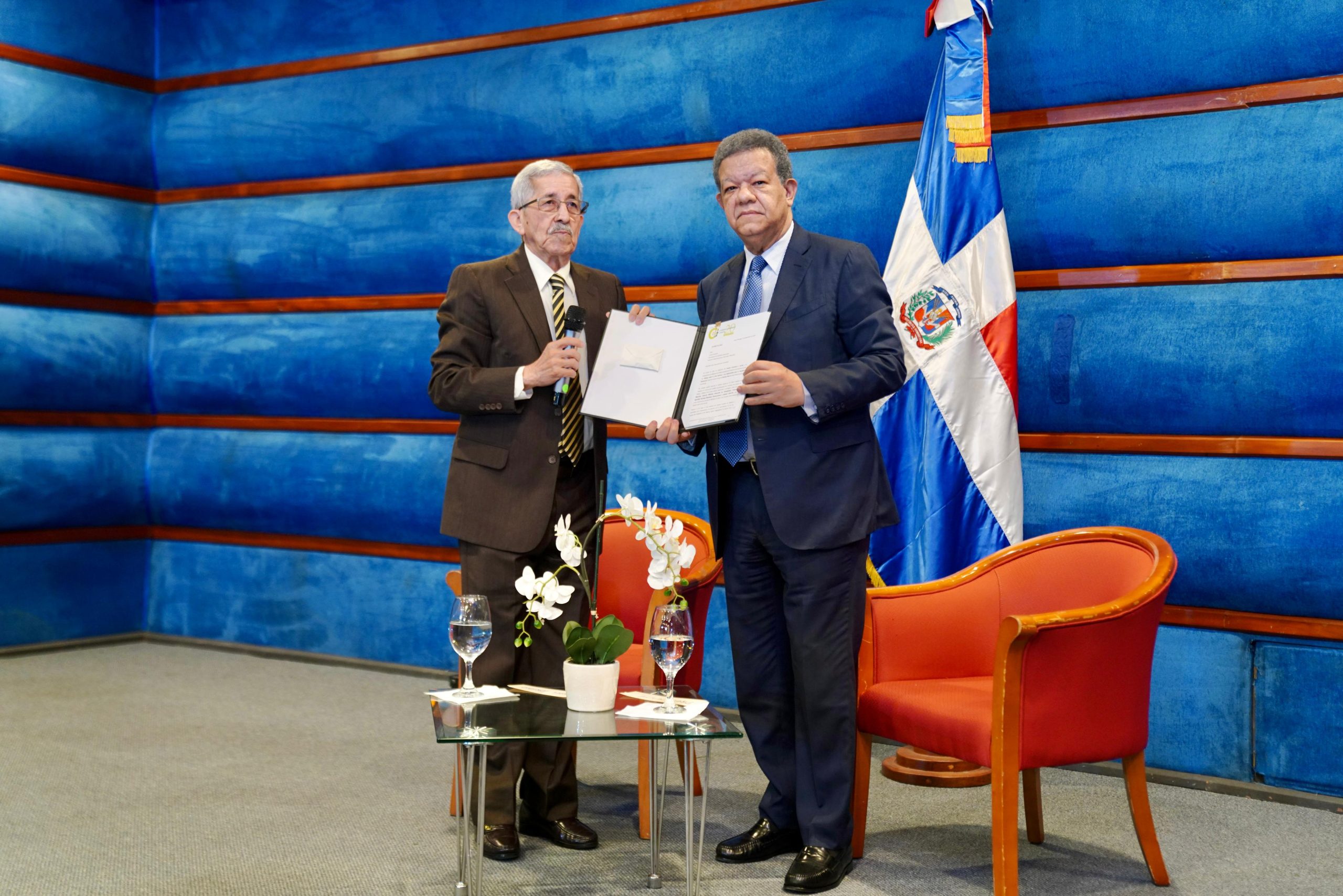 Leonel Fernández propone comité de seguimiento a conclusiones del CES sobre crisis haitiana