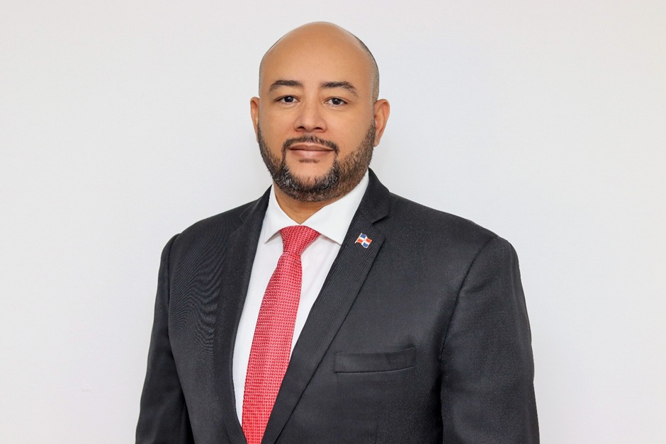 Félix Joel Almonte agradece al CNSS por incluirlo en Terna y felicita nueva gerente general