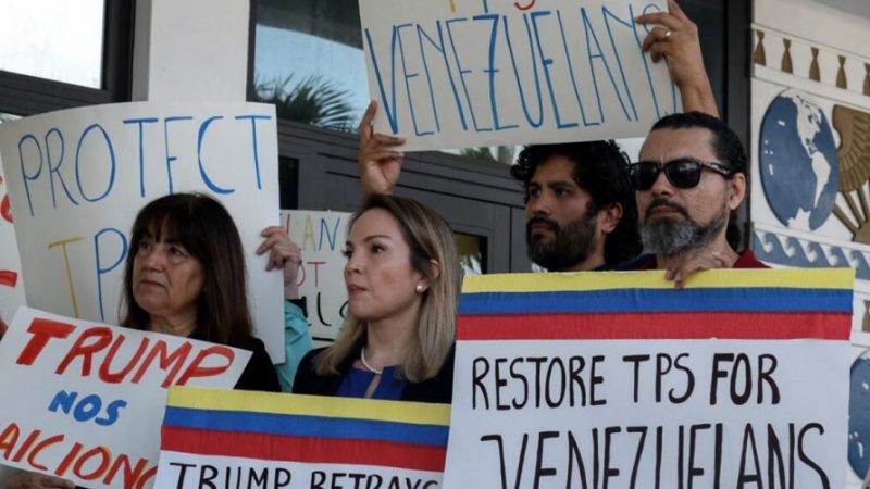 Ejecutivo de EE.UU. solicita a Suprema Corte de esa nación retire la protección de 300 mil venezolanos