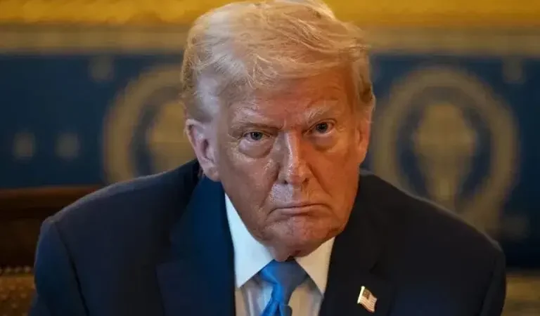 Trump niega planes de cambio de régimen en Venezuela