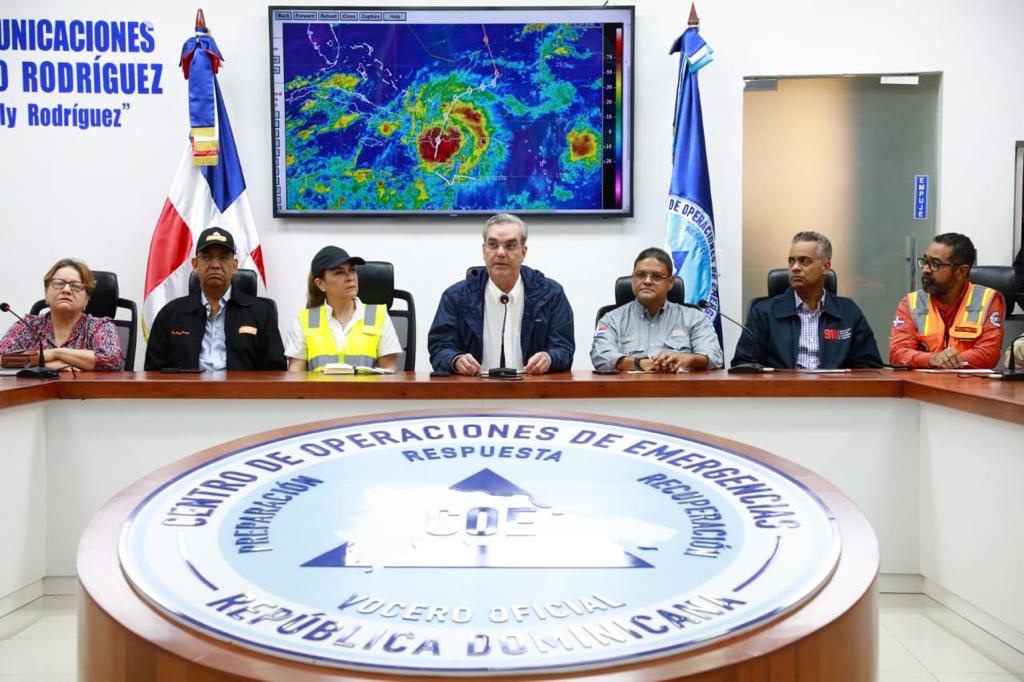 RD activa planes emergencia por tormenta tropical Melissa