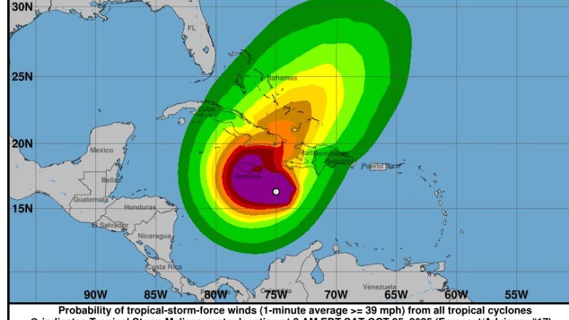 Melissa ya es huracán y podría intensificarse, informó el CNH