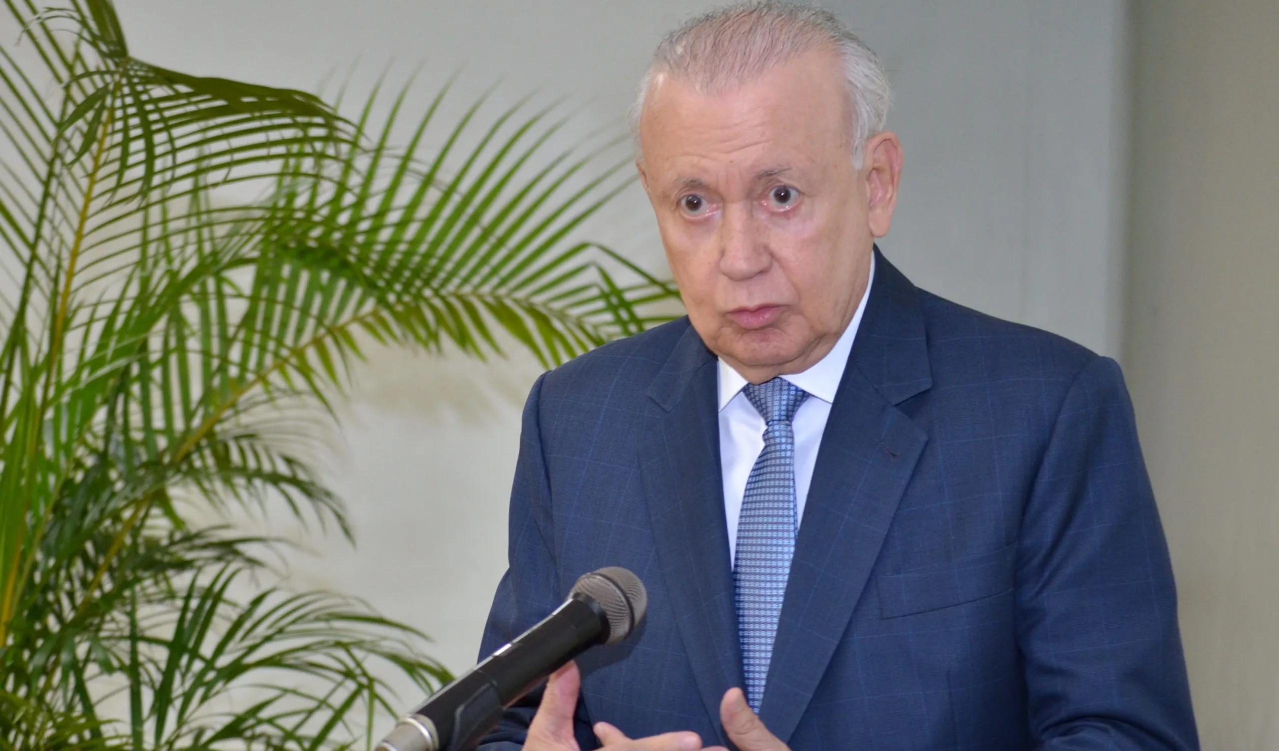 _El exvicepresidente y experto en derecho laboral cuestiona modificación al Código de Trabajo aprobada por el Senado._