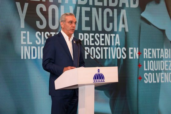 Activos de la RD superan los 4 billones de pesos, dice Abinader
