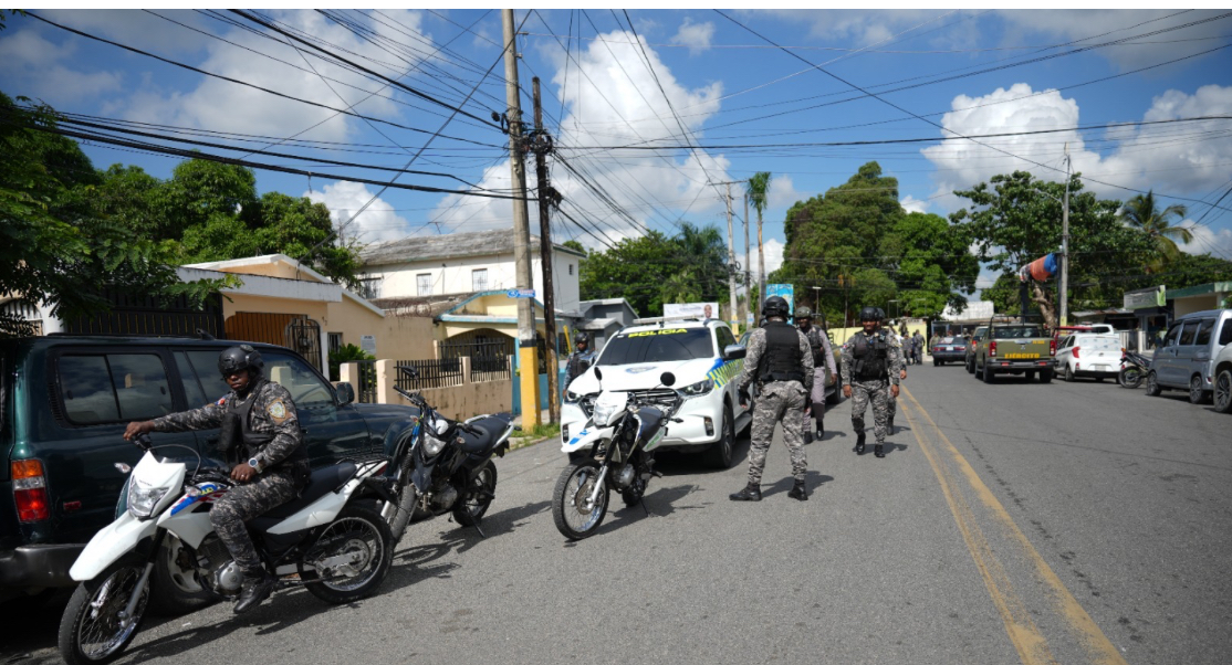 Gobierno de RD lleva operativo militar y policial a San Cristóbal