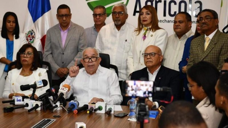 Administrador del Banco Agrícola afirma que su gestión no regala dinero, sino que financia proyectos alimentarios