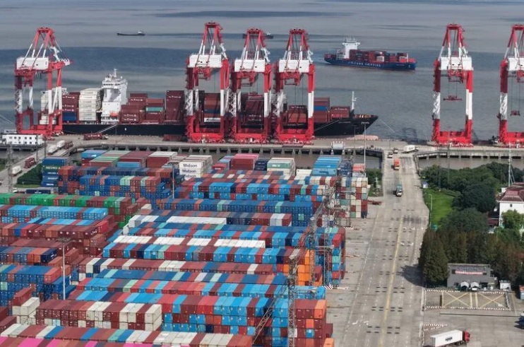 China registra en el 2025 el mayor superávit comercial de su historia