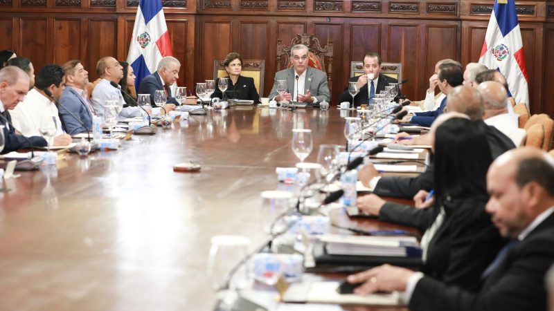 Presidente Luis Abinader sostendrá hoy en el Palacio un Cosejo de Ministros