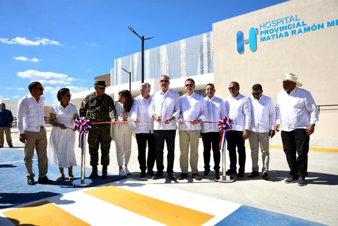 A un costo de RD$1,807 millones, Presidente Abinader deja inaugurado hospital en Dajabón