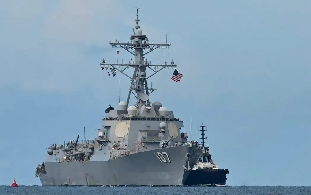 Buques de guerra de EE.UU. llegan a la capital de Haití