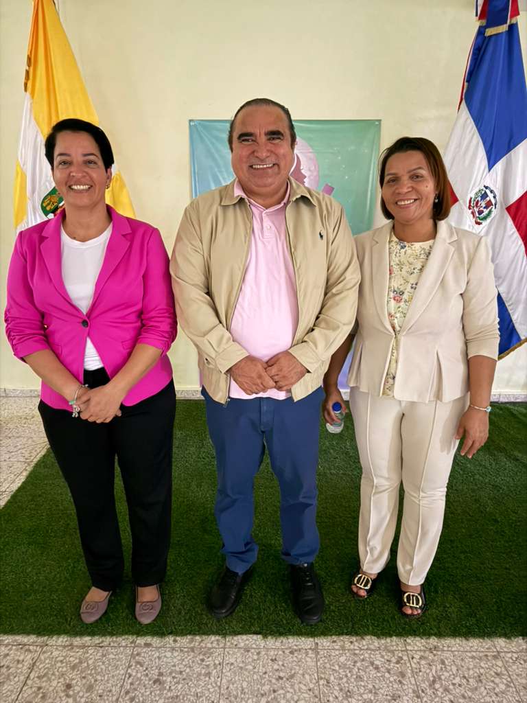 Ruta por la Salud Mental invita a Víctor Pavón a jornada educativa a favor mujeres de SDN