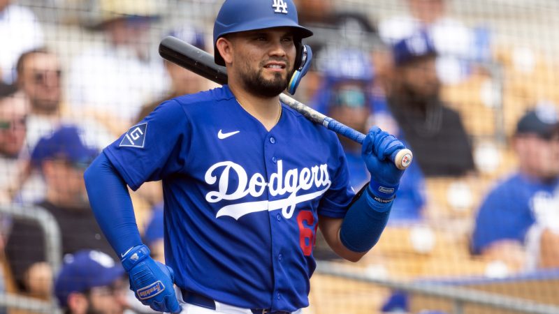 Eliezer Alfonzo Jr. debutará con los Dodgers tras enfrentar una tragedia familiar