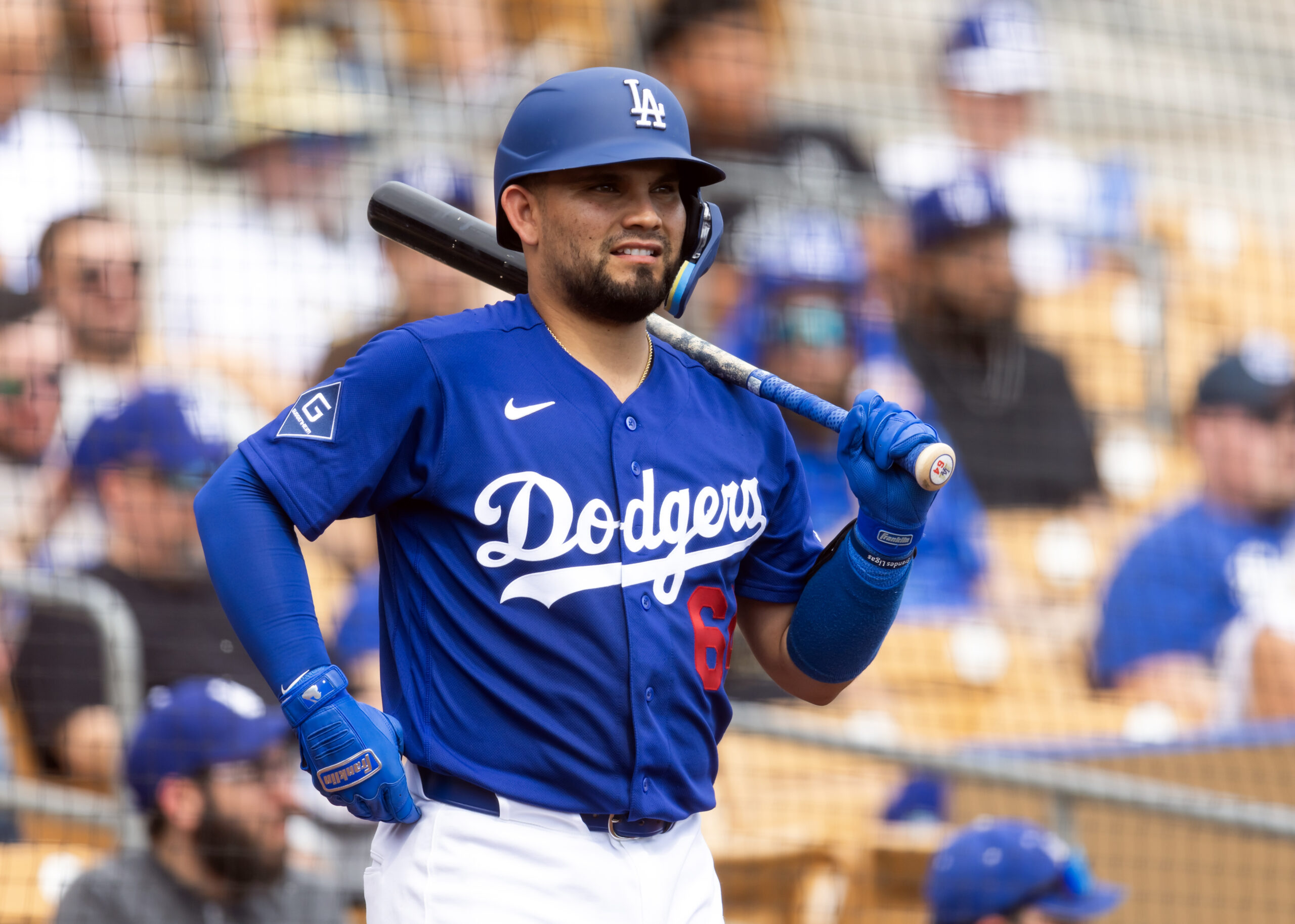 Eliezer Alfonzo Jr. debutará con los Dodgers tras enfrentar una tragedia familiar