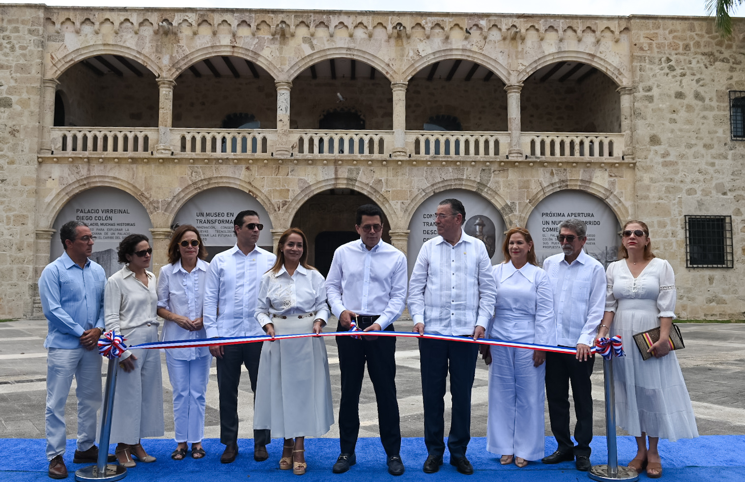 Ministerio de Turismo remoza Museo Alcázar de Colón; inicia alumbrado zona